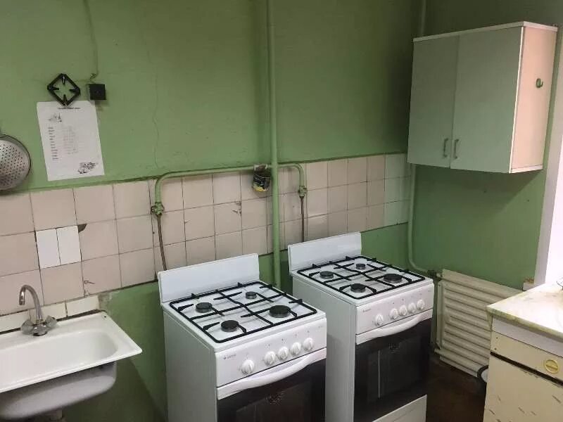 Авито волжский общежитие. Волжский общежитие продаю кв. Улица молодежная волжский. Авито волжский общежитие. Общага сарапул советская.