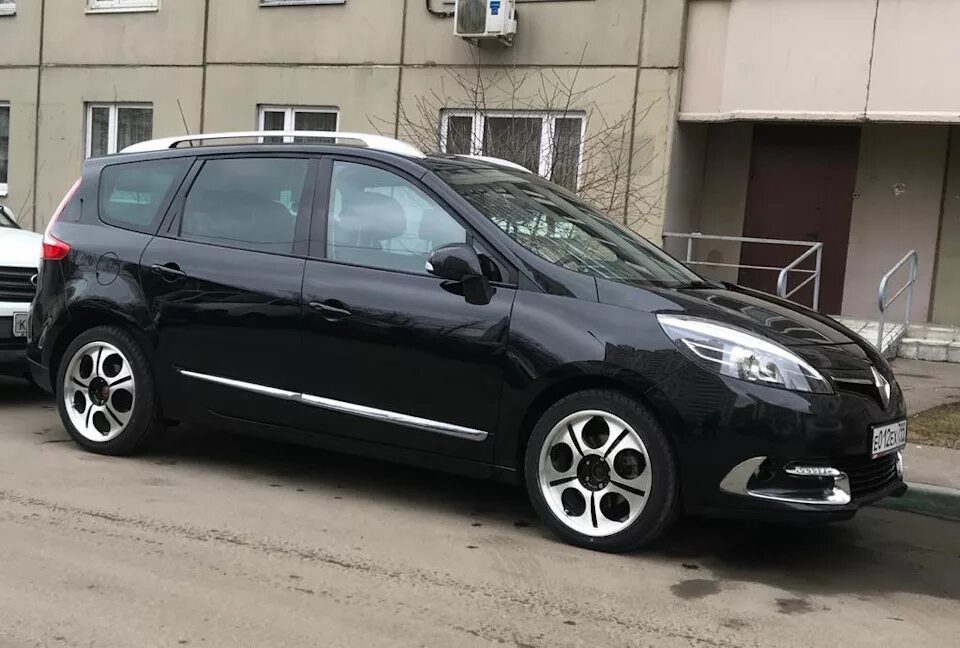 Диски сценик 3. Renault grand scenic 3 r18. Диски сценик 3. Диски сценик 3. Гранд сценик 3.
