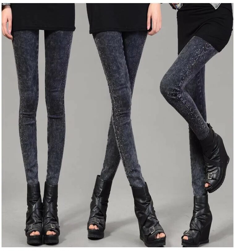 худые ноги в штанах. штаны рваные худые ножки тонкие. дырки на черных джинсах. белые зауженные джинсы. чёрные джинсы с дырками на коленях.