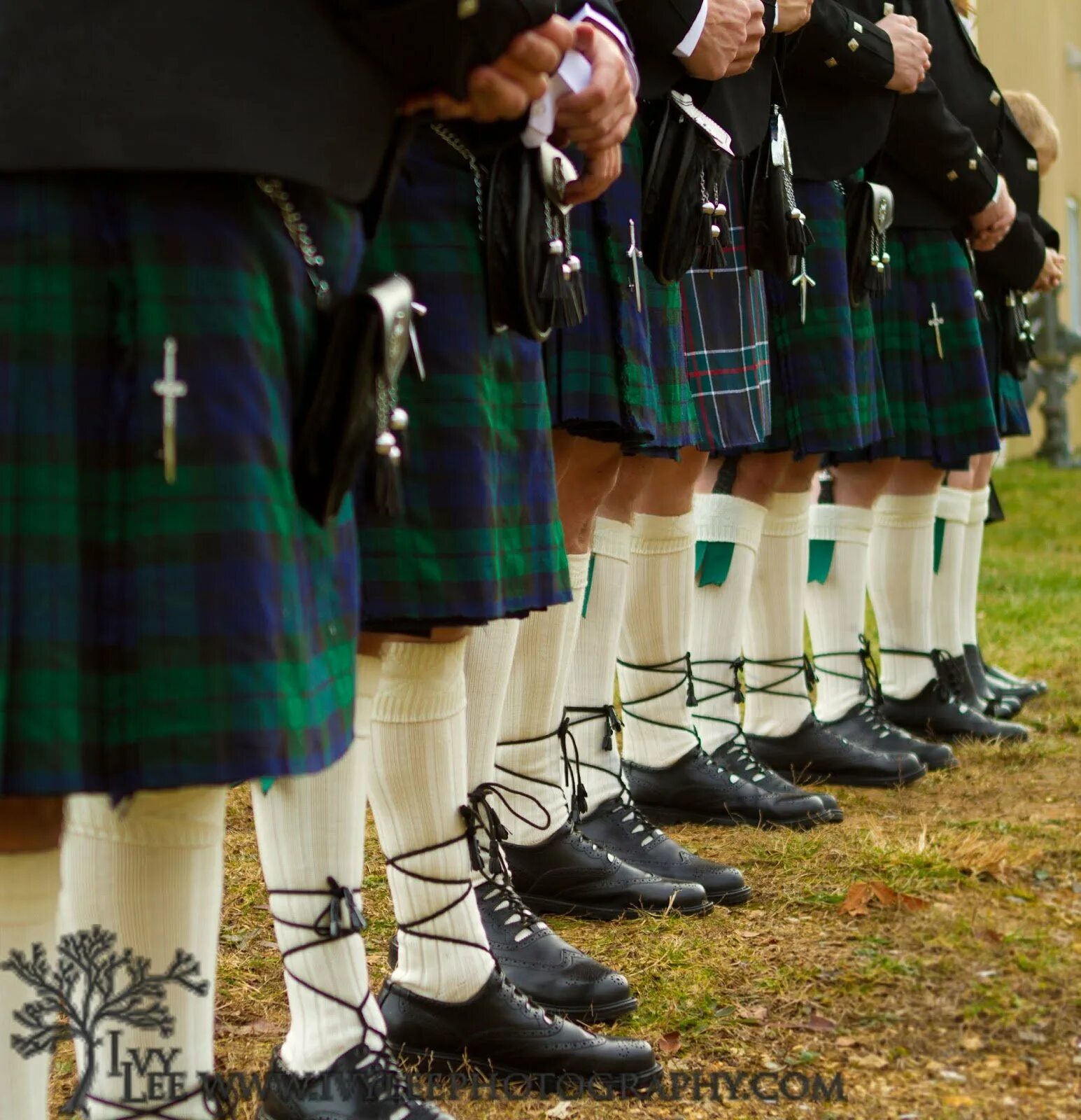 Irish traditions. Ирландцы шотландцы валлийцы. Ирландия килт. Национальный костюм Ирландии мужской килт. Ирландский костюм Кильт.