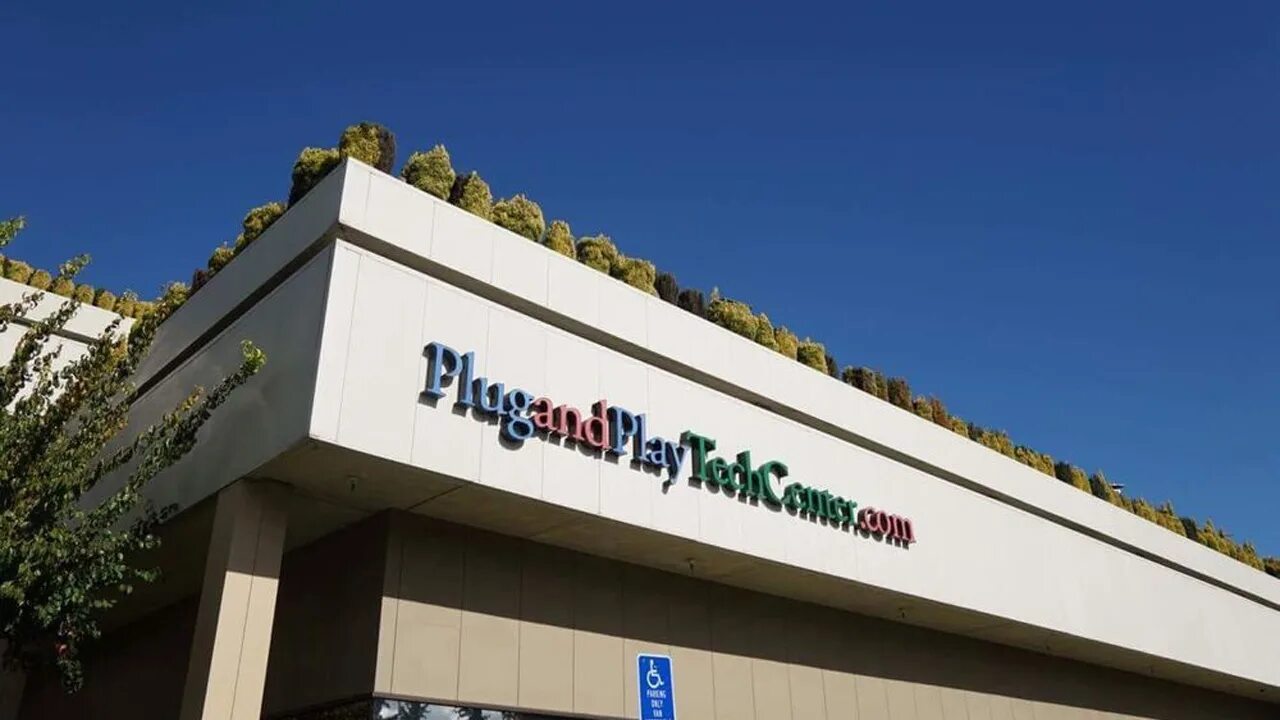 Поддержка plug and play. Plug &amp; play. plug and play engineering. технология plug and play.