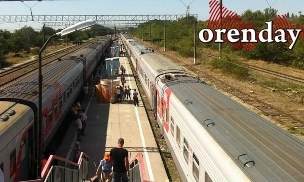 Остановки поезда 380 оренбург новый. Железная дорога Оренбург. Ошибки поезда. Оренбургские поезда. Станция Оренбург.