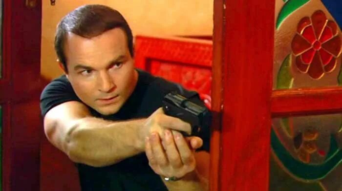 Поединок артисты. Поединок 2006. Александр песков америкэн бой. Евстигнеев поединок. Сериал джокер поединок.