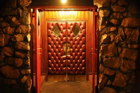 Door club