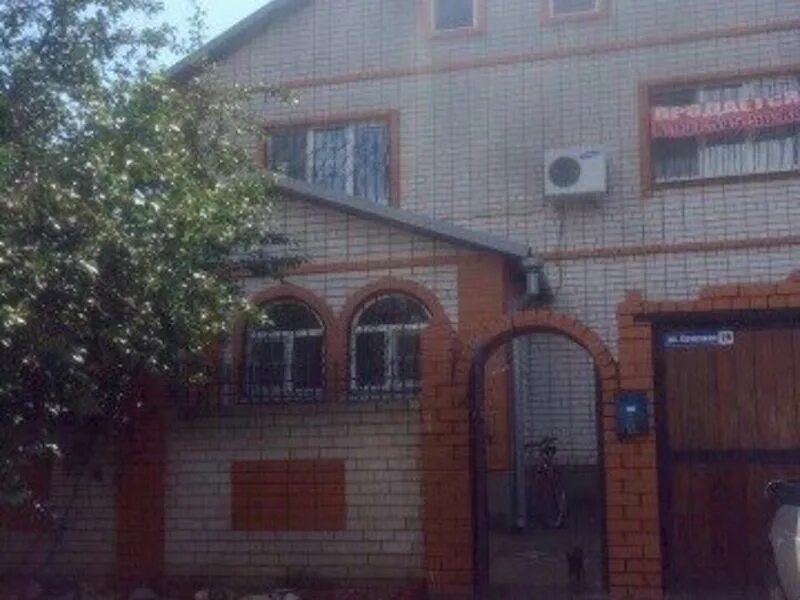 Красивые коттеджи волгоград. Коттедж в волгограде цена. Самые красивые дома в волгограде. Авито коттедж волгоградская. Волгоградская дом 14 кировский район томская область.