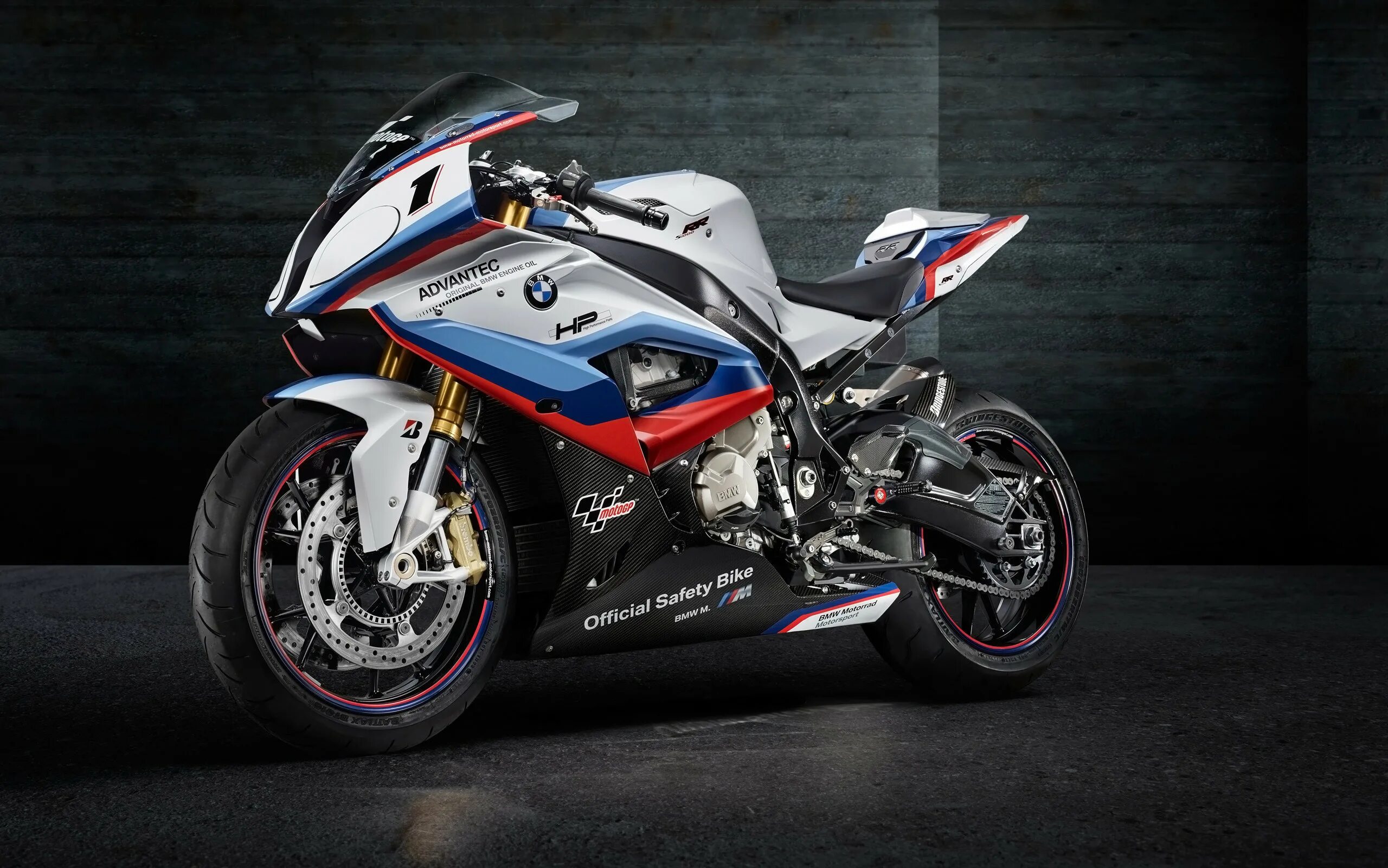 Купить новый BMW M 1000 RR инжектор 6 передач в Москве: белый супер-спорт 2022 г