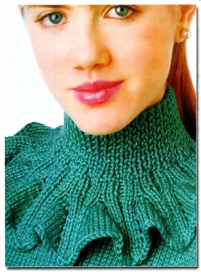 Шарф воротник манишка спицами. Связанный воротник спицами. Манишка спицами для женщин. Шикарный воротник спицами. Вязание ворот.