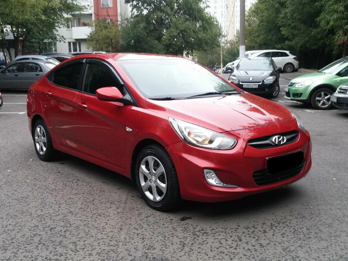 Hyundai solaris 1 рестайлинг красный. Хендай солярис 2013 красный. Hyundai solaris 2017. Hyundai accent sr. Стс солярис красный 2011.