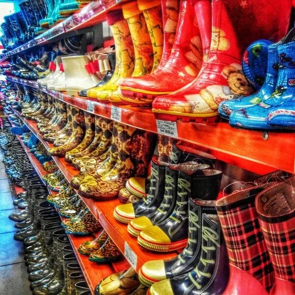 Обувная фабрика скороход спб. 331. Скороход фабрика спб. Фабрика обуви спб. Фабрика ортопедической обуви в спб на римского корсакова.