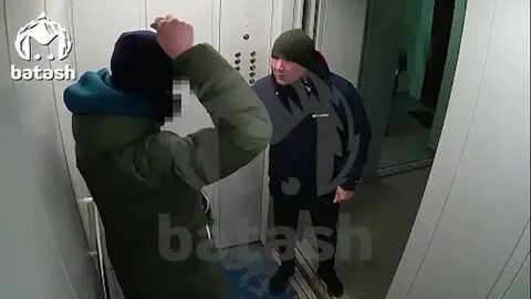 Избил ребенка в лифте