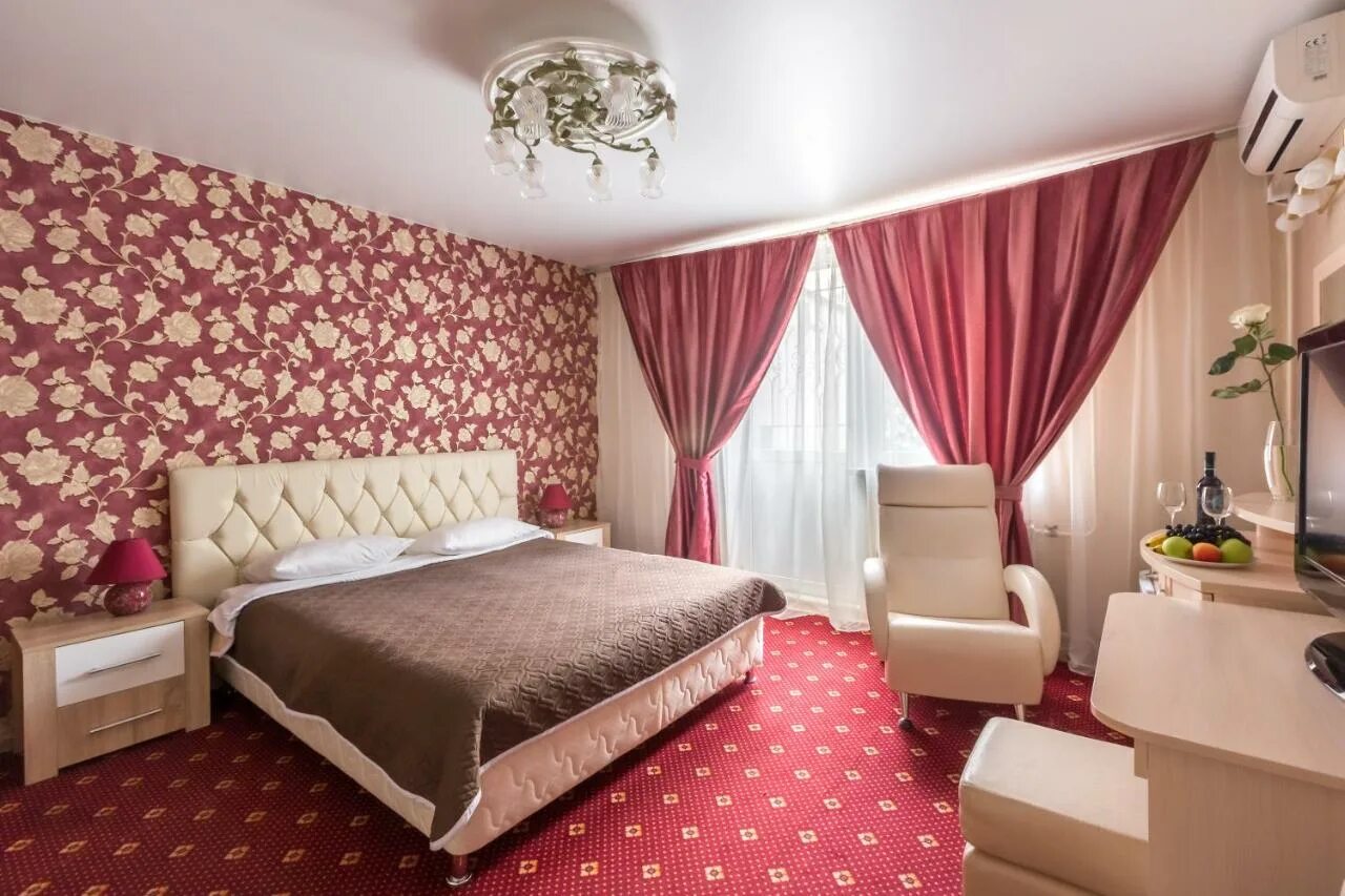 Гостиницы в москве цены за сутки недорого. Myhotel24 Kristalin. Myhotel24 Войковская. Апарт отель Москва Окружная. Апарт отель Page 20.