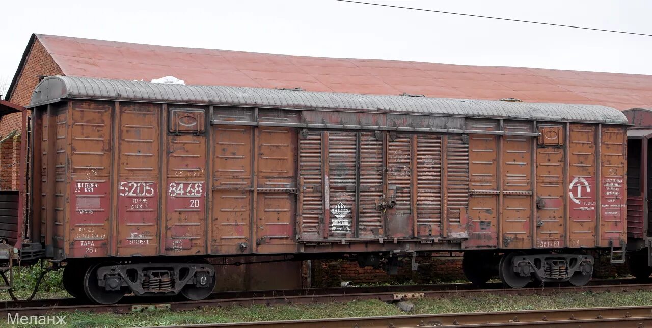 дверь крытых вагонов