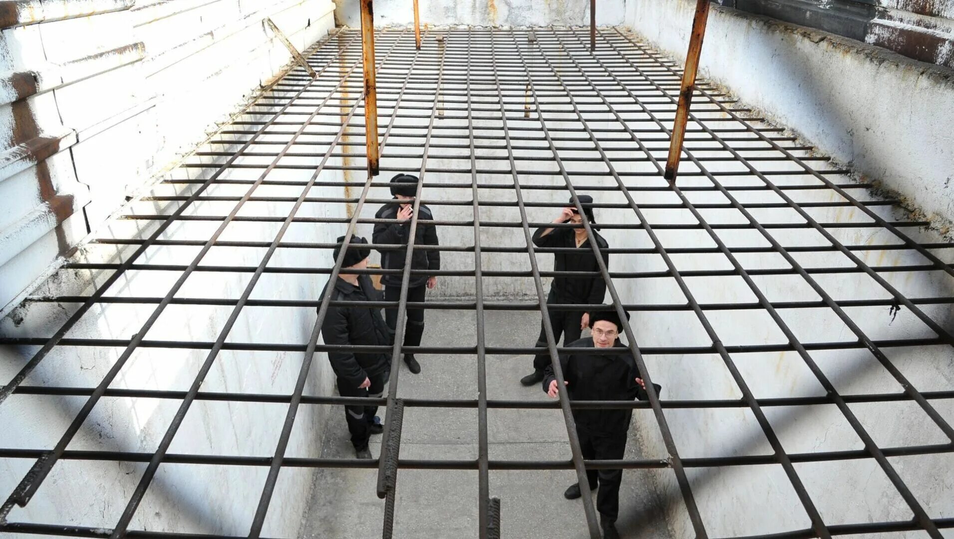 В тюремном заключении