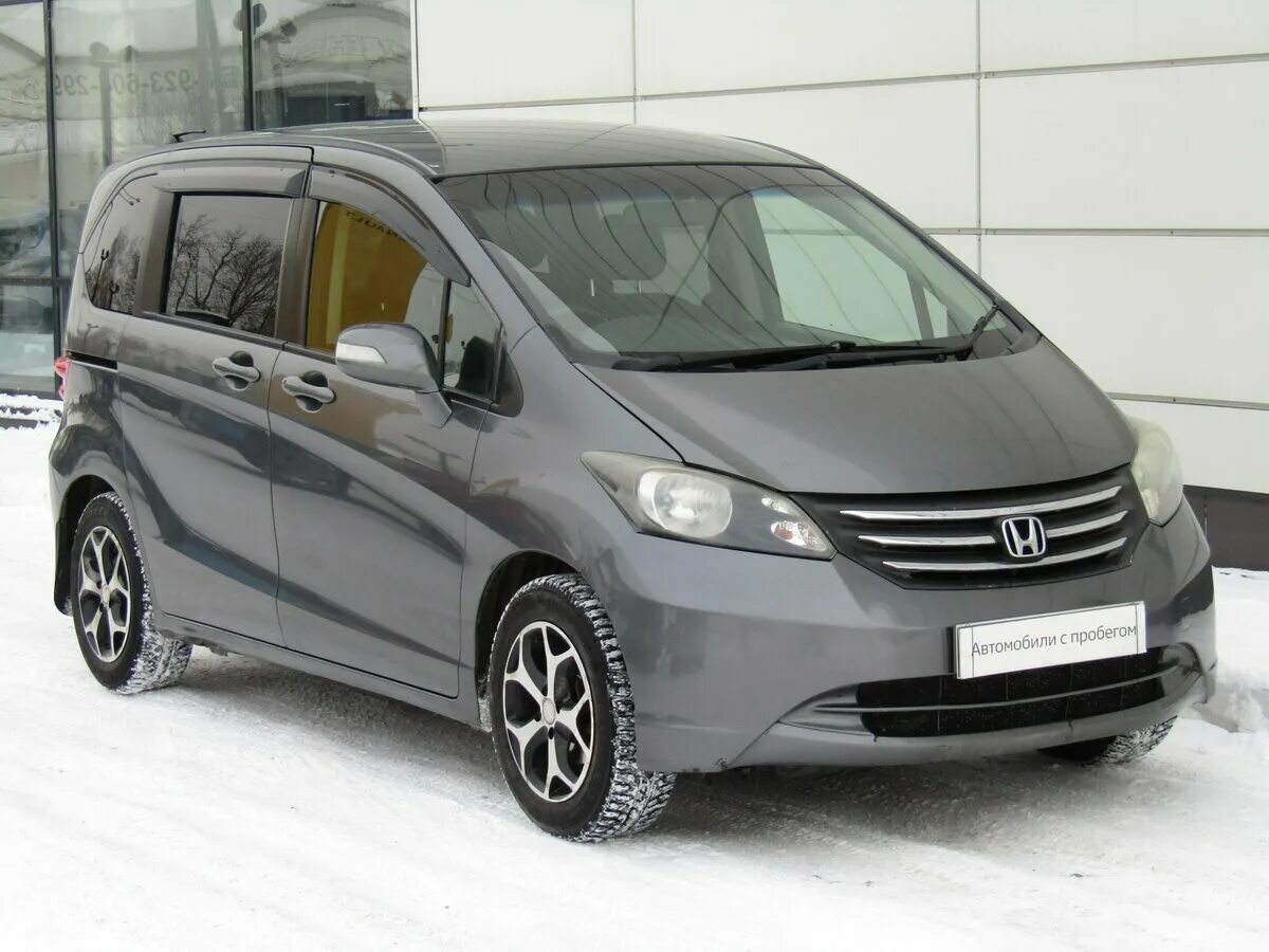 Купить хонда фрид в новосибирске. Honda freed 2008. Хонда Фрид 2008 серая. Хонда Фрид 1 поколение. Хонда Фрид гибрид 2015 серый.