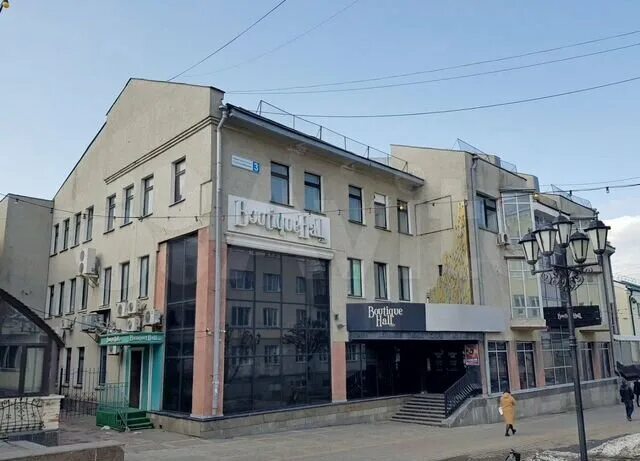 Жилой дом в Чебоксарах, Чувашской Республике, по адресу Купца Ефремова б-р, 1 по