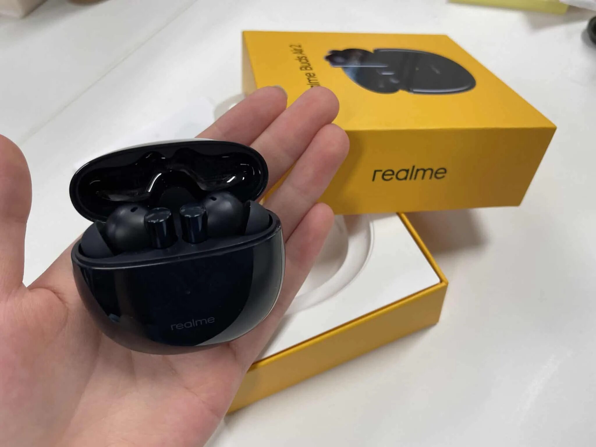 Наушники аир будс. Наушники realme buds air 2. наушники realme buds air 4. realme buds air 2 lite. realme buds air 2 зеленые.