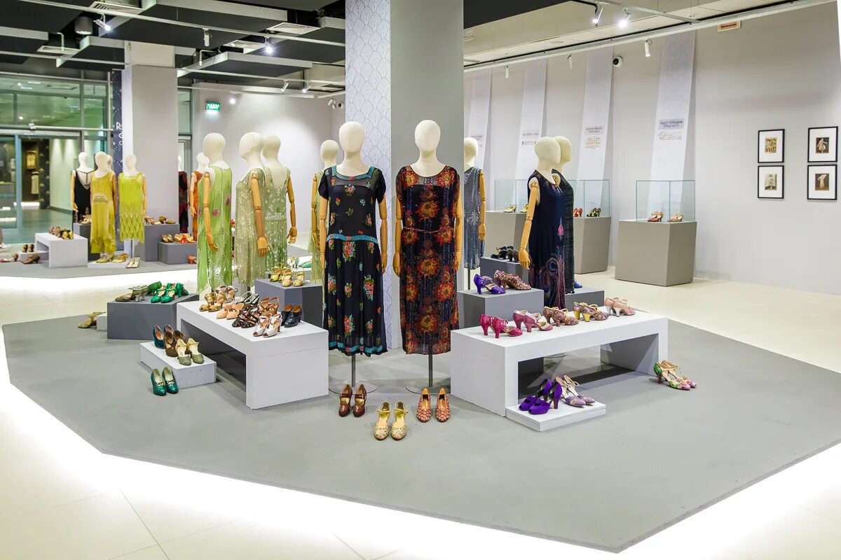 Московский выставка вднх. Выставки на вднх женские платья. Ювелирная выставка на вднх. "облачённая в роскошь. Выставка роскоши.