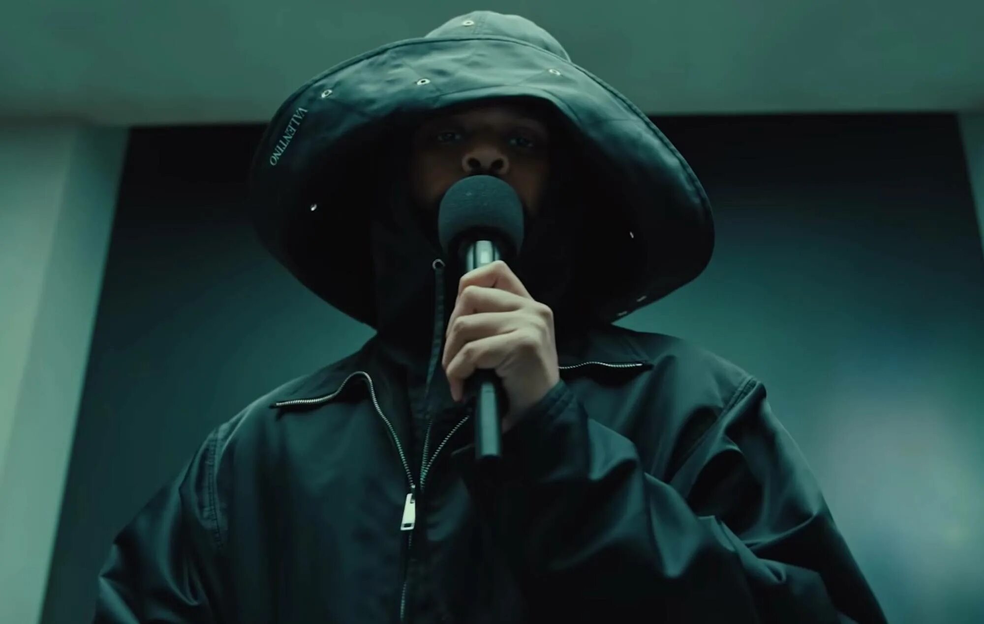 Weekend save. The weeknd save your tears. the weeknd the weeknd save your tears. save your tears live. theweekndvevo.