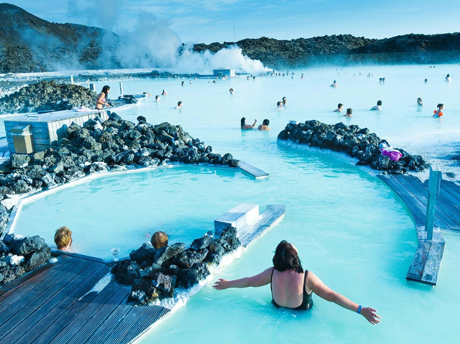 Голубая лагуна 4. Голубая Лагуна Исландия. Исландия Рейкьявик голубая Лагуна. Исландия озеро голубая Лагуна. Голубая Лагуна Исландия спа комплекс.