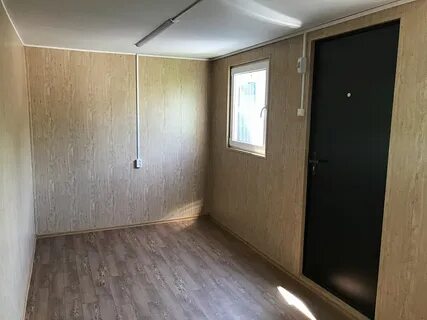 Внутри панельный