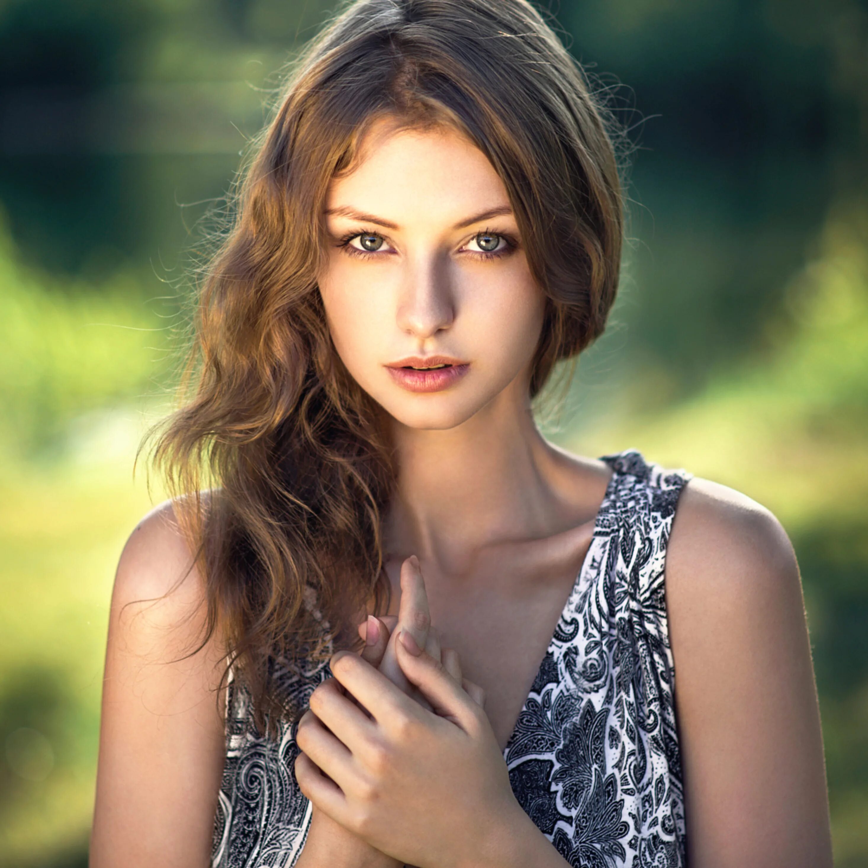 Dana kareglazaya в 2015. Lea lods franck горячие. Джесси хартел 2020. Фотомодель леа кувилье. Милые девушки.