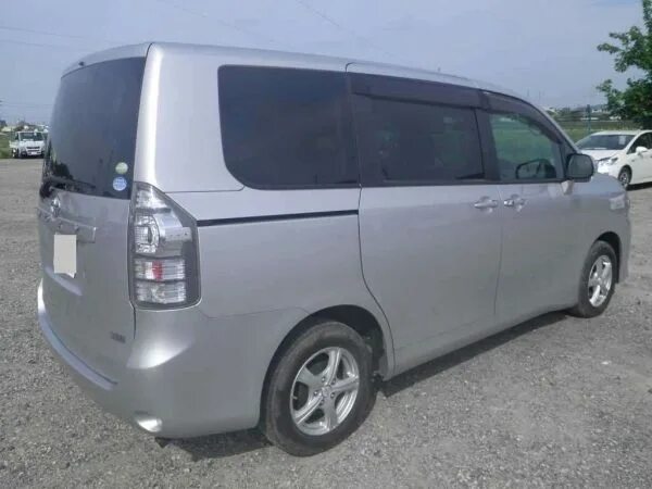 Toyota voxy zrr70. Toyota voxy zrr70. Toyota voxy zrr70. Voxy 70. Toyota noah zrr70.