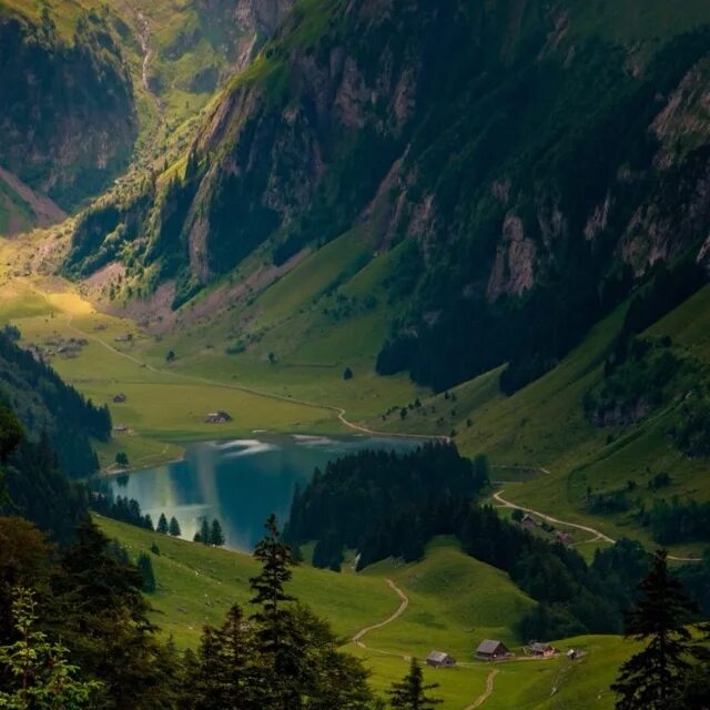 Beautiful valleys. Пакистан достопримечательности природа. Лахор пакистан горы. В горах. Beautiful valleys.