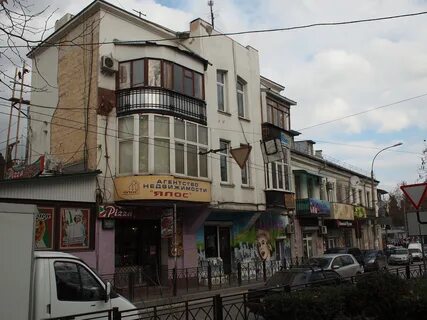 Ломоносова 3