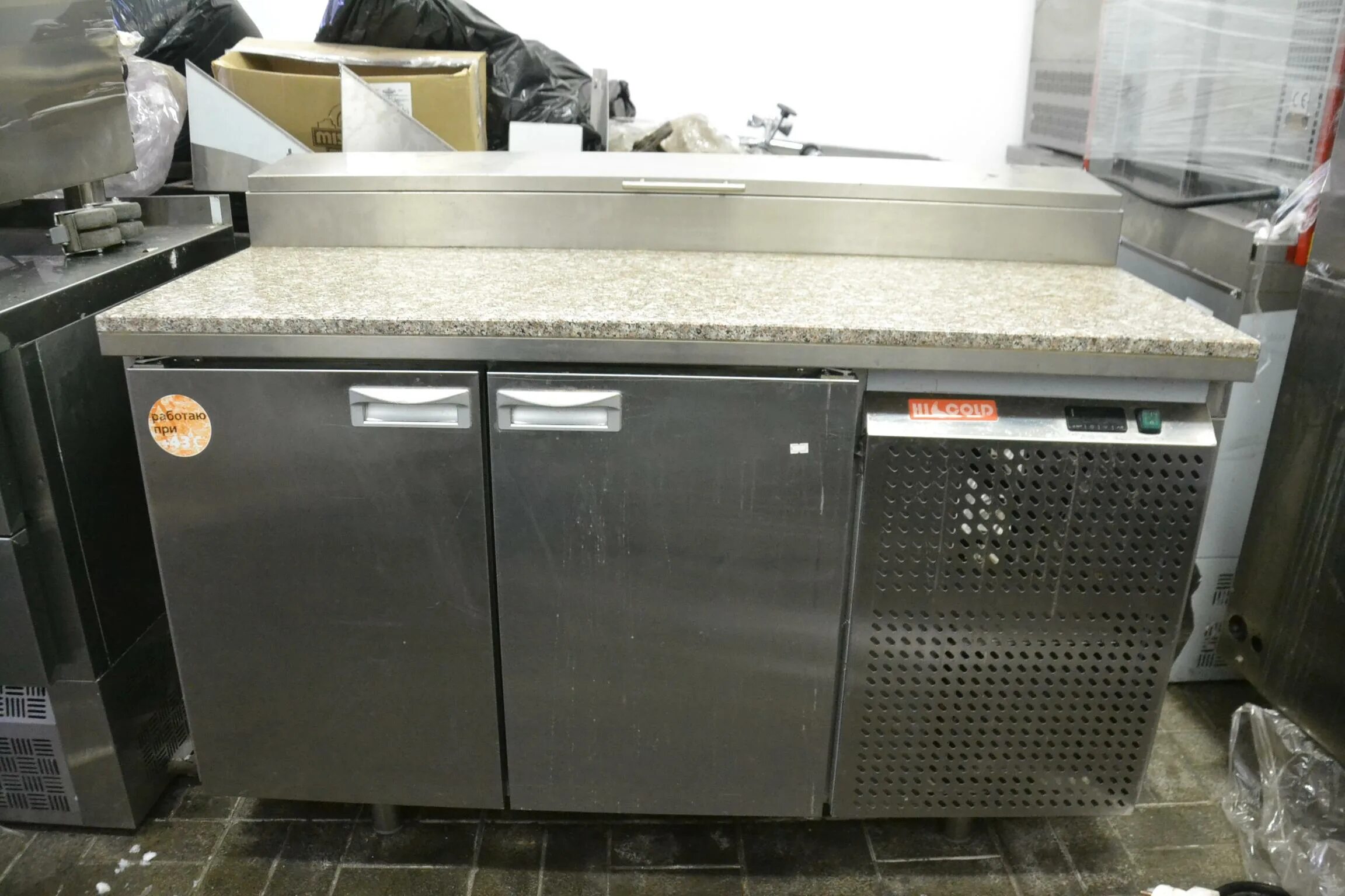 Стол для пиццы hicold. Стол для пиццы hicold. Стол холодильный для пиццы hicold pz2-11/gn. Стол для пиццы hicold pze2-111/gn (1/6). Стол холодильный 4 ящика.