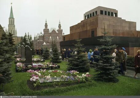 Кремлевский некрополь