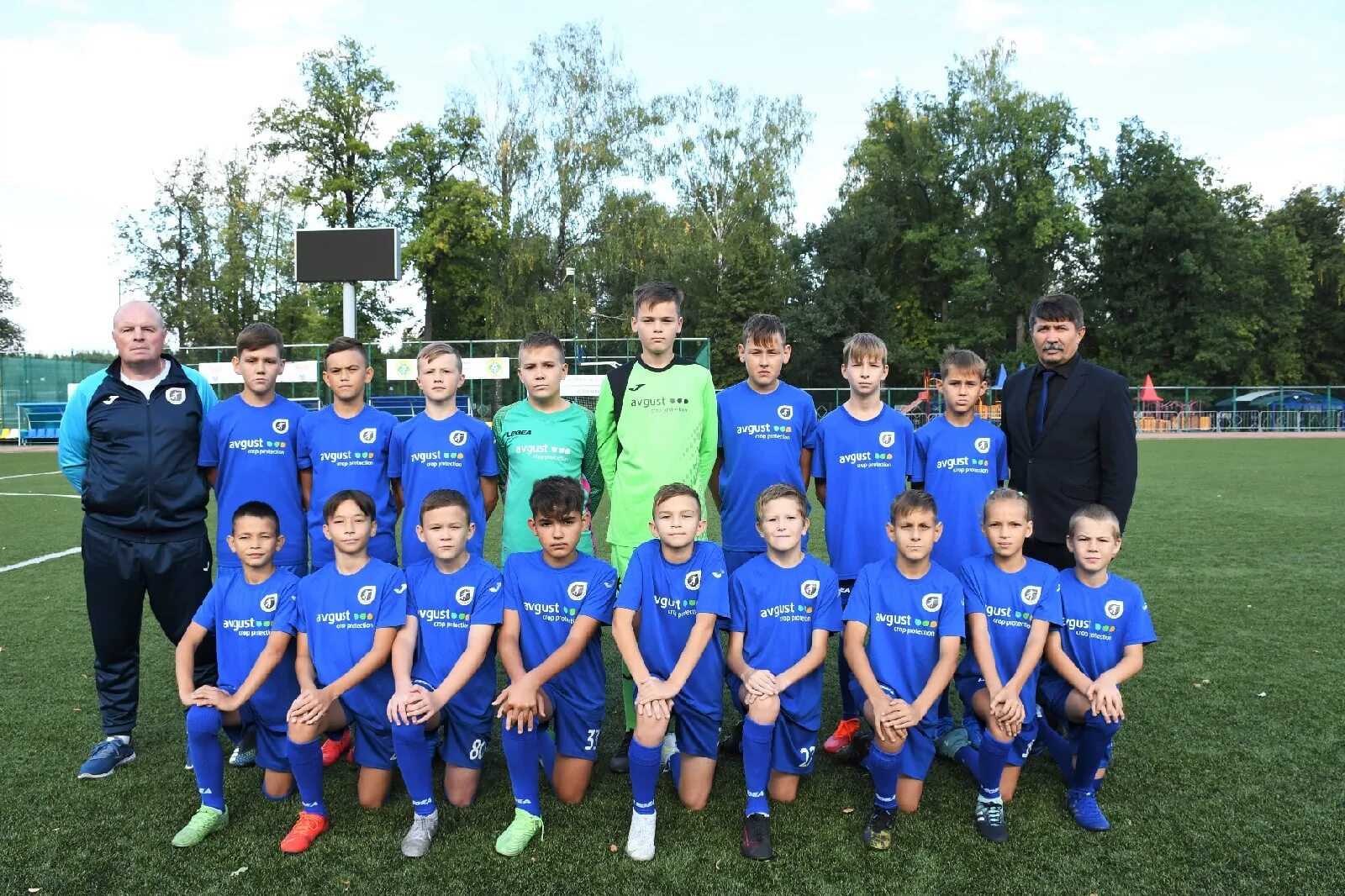 Химик август вурнары. Фк химик-август вурнары. Химик вурнары футбол. Фк химки. Химик август вурнары.