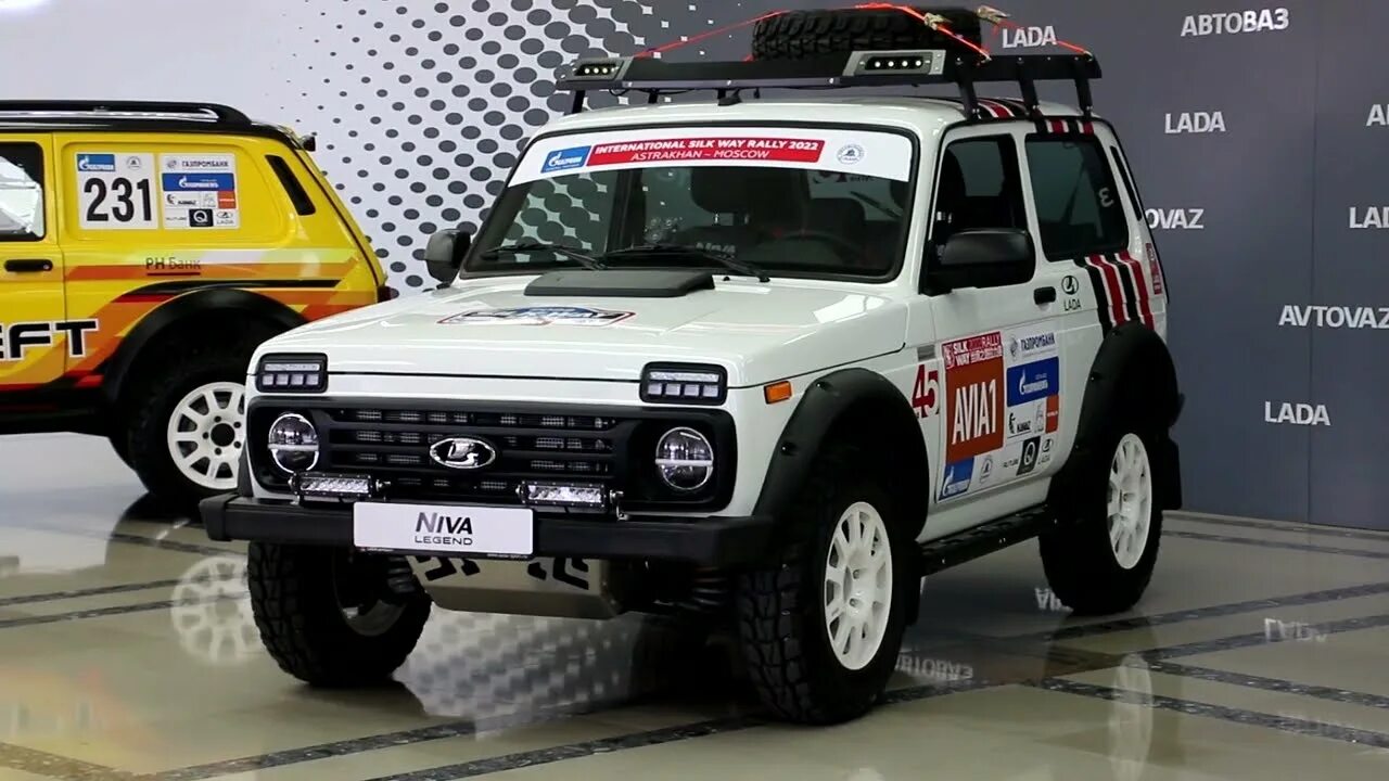Автомобиль LADA Niva Legend 1 1.7 83 л.с. Механика Ледниковый Urban - купить в М