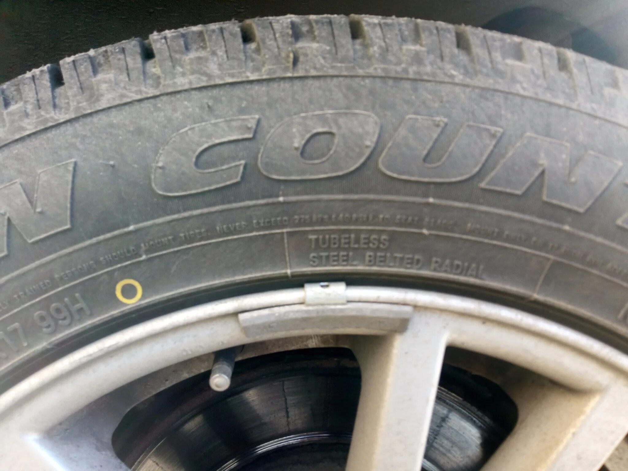 Шины open. Toyo open country h/t 235/55 r17. шины тойо летние 235/55/17. yokohama 125t 235/55 r17 99h. шины опен кантри тойо маркировка.
