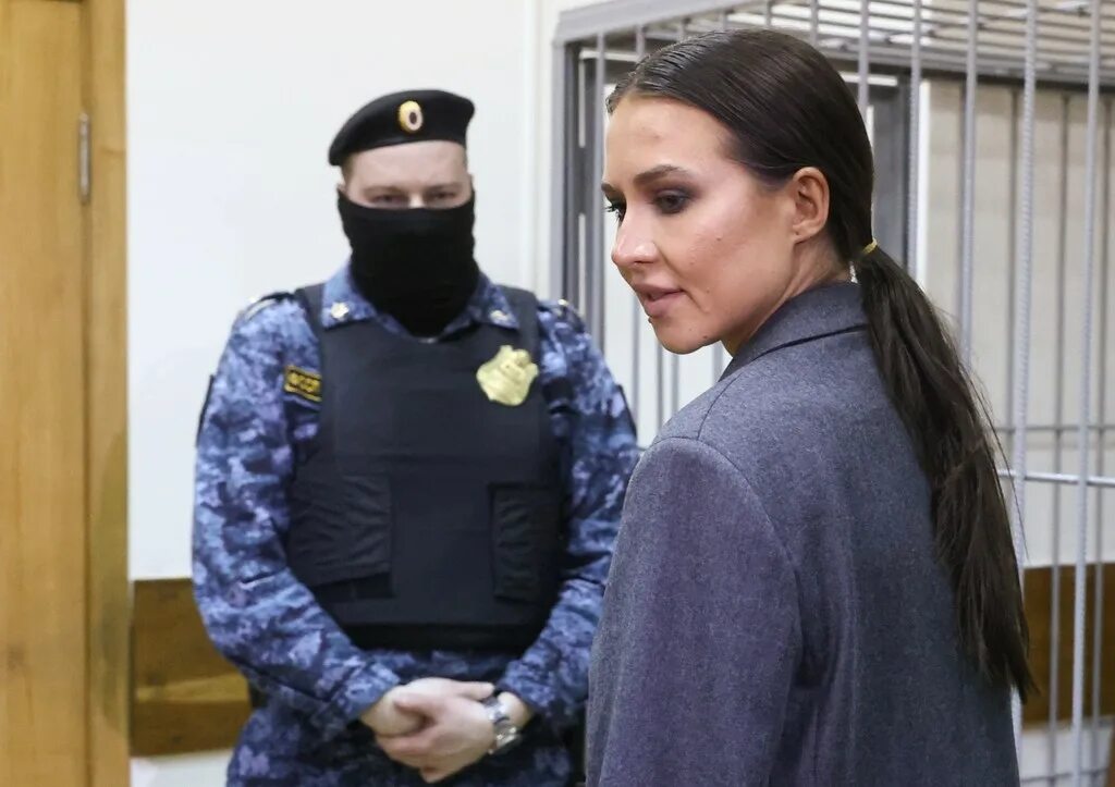 Семья чекалиных. Чекалина последние новости на сегодняшний день. Чекалина последние новости на сегодняшний день. Чекалина последние новости на сегодняшний день. Под арестом.