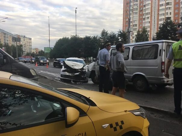 Красногорск происшествия сегодня последние новости. Красногорск улица Ленина 63. Красногорск Ленина 63 пункт выдачи. Ленина 63 Красногорск ярмарка. Ленина 63 Красногорск помещение.