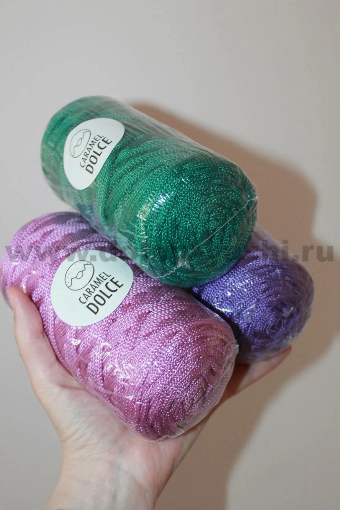 Шнур для вязания caramel dolce. Пряжа карамель дольче шнур. Карамель дольче шнур. Caramel dolce. Шнур карамель дольче что связать.