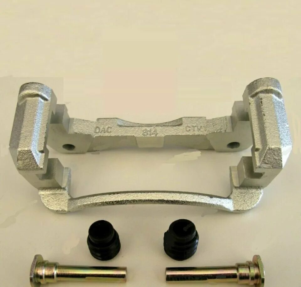 Скоба суппорта toyota f11a. Направляющие скобы. Скоба переднего тормозного суппорта ваз 2112. Неподвижная скоба суппорта 2108. Скоба суппорта 2108 "автоваз".