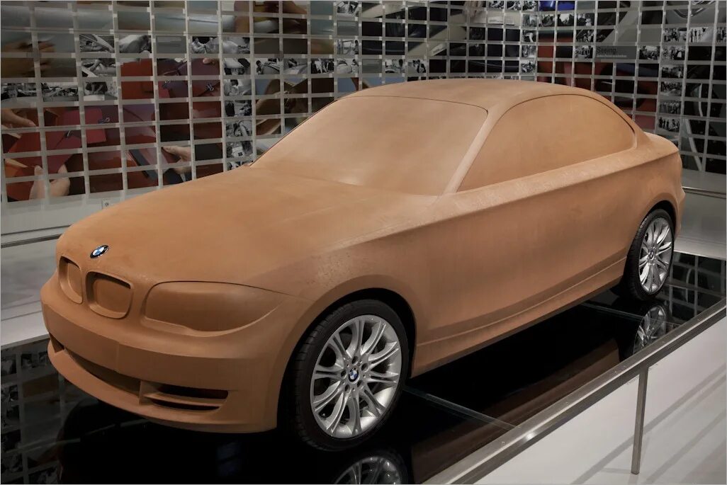 макетирование новой машины. машина дпс спереди. муляжи автомобиля. выставочный макет автомобиля. муляжи автомобиля.