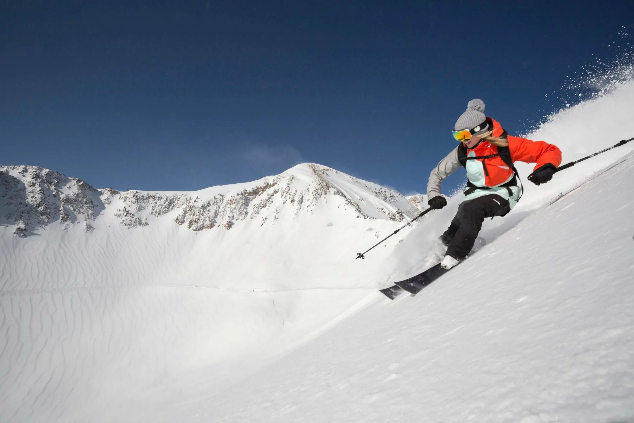Как читается skiing