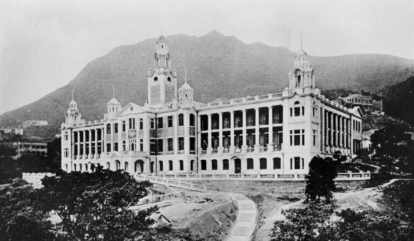 The university of hong kong. Университет гонконга. гонконгский университет 1911 - 1990. the university of hong kong the main building. гонконг в 1912.