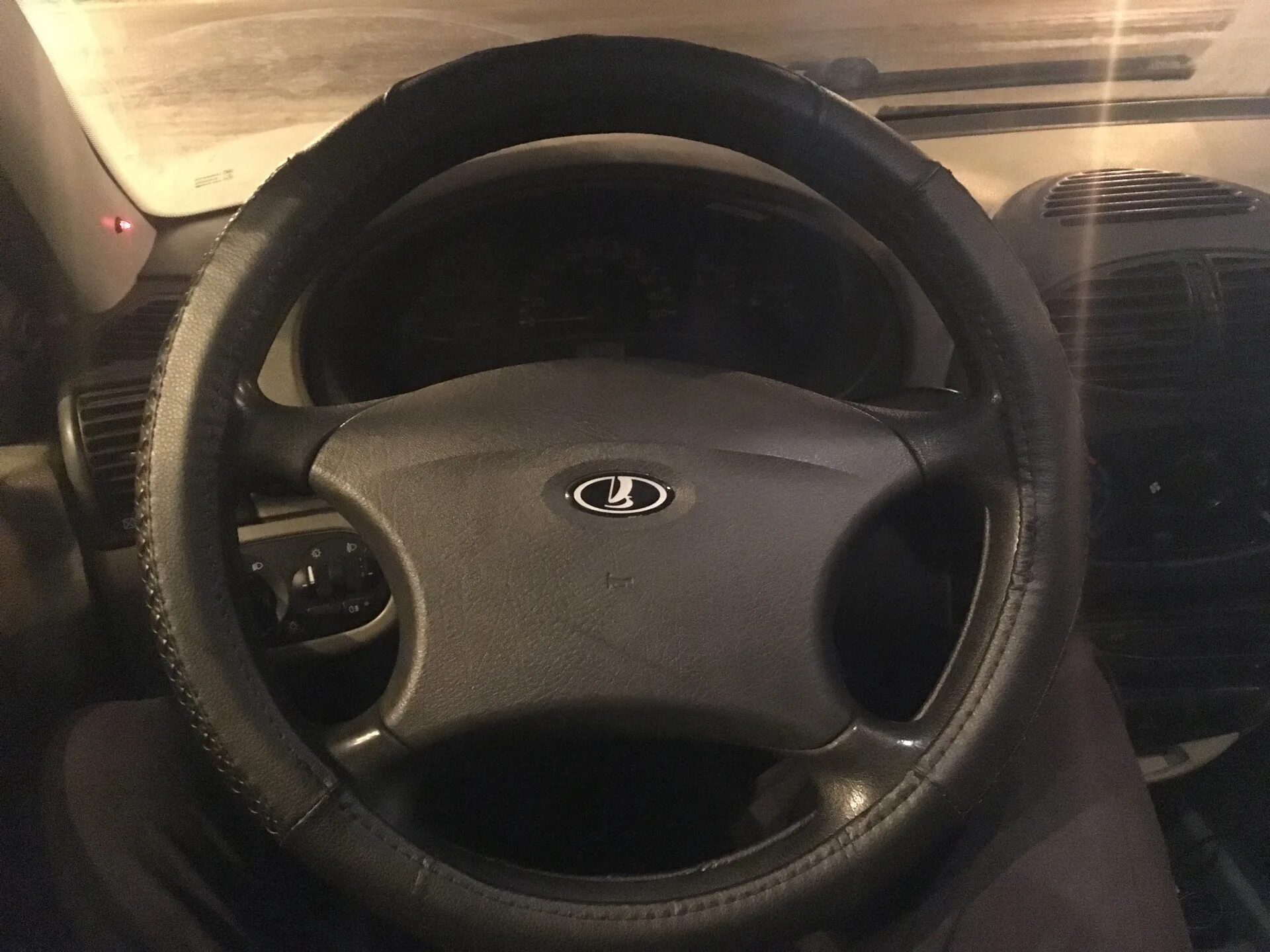 Оплетка на руль калина 2. Калина руль оплетка. Калина руль оплетка. Оплетка на руль калина 2. Руль калина 1 2009 года шлейф.