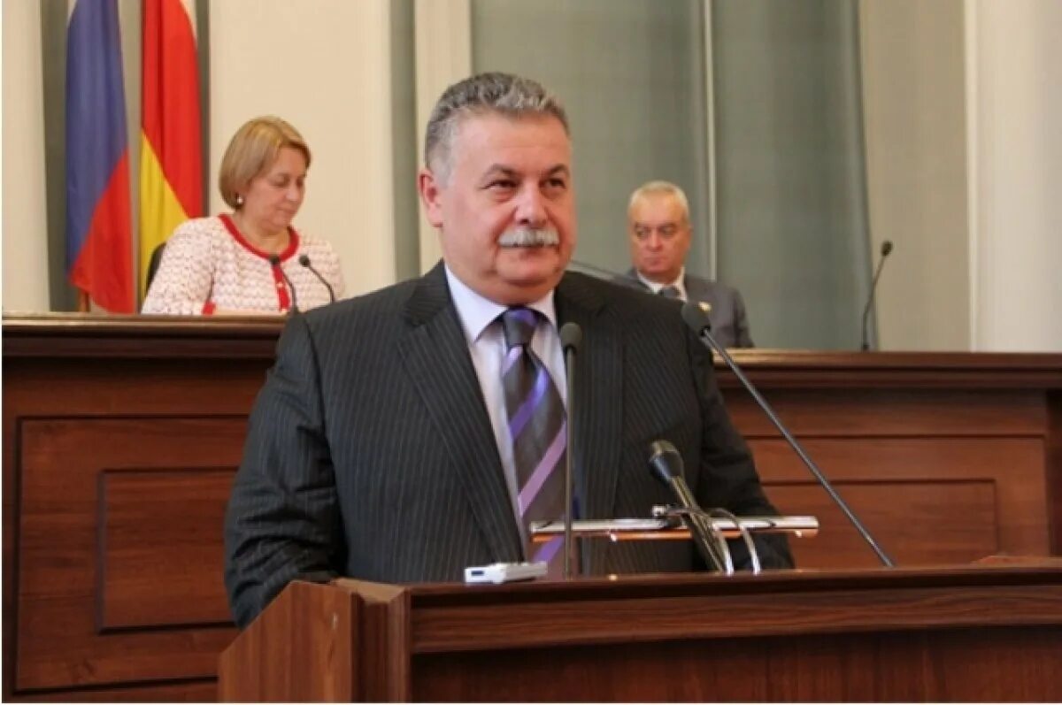 Правительство северного кавказа. Такоев Таймураз председатель правительства Осетии.