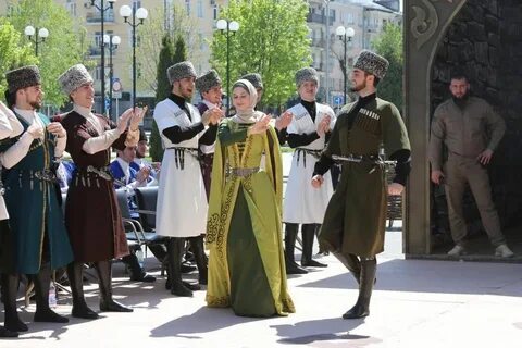 День чеченского языка поздравления