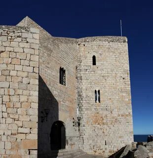 Замок папа