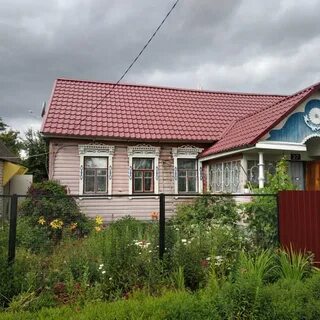 Дома локоть