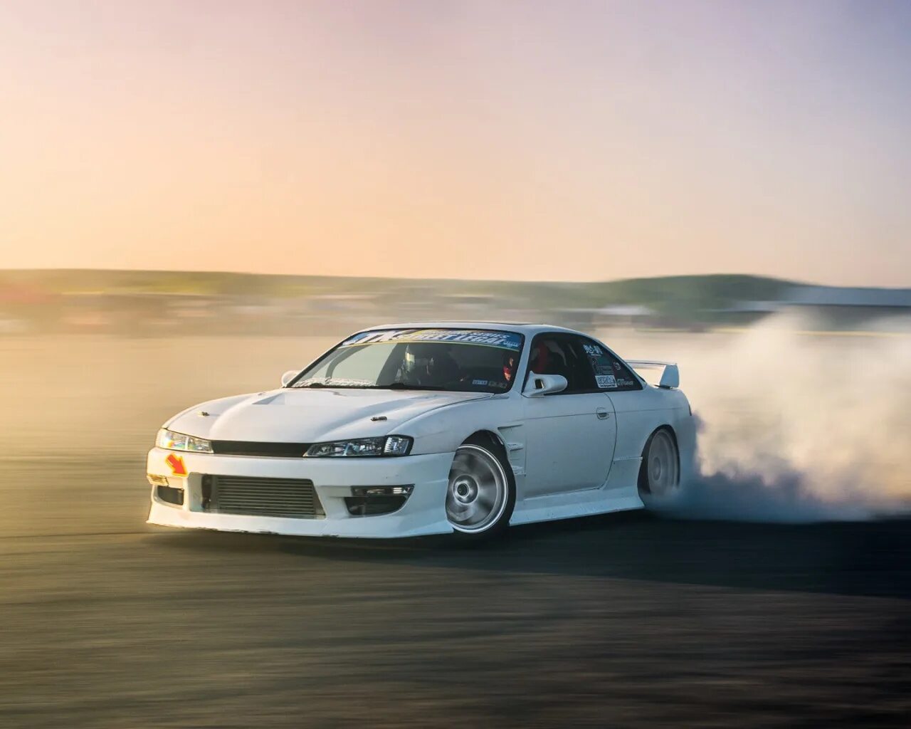 Drift white. Nissan Silvia s14. Nissan Silvia s14 White. Nissan Silvia s14 Drift Japan.