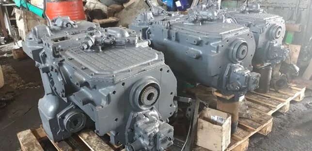 Кпп хтз. Коробка передач хтз т-150. коробка хтз 150. коробка передач хтз 17221. коробка трактора т150.