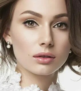 Миндалевидное веко