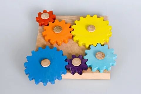 Игрушечные шестеренки