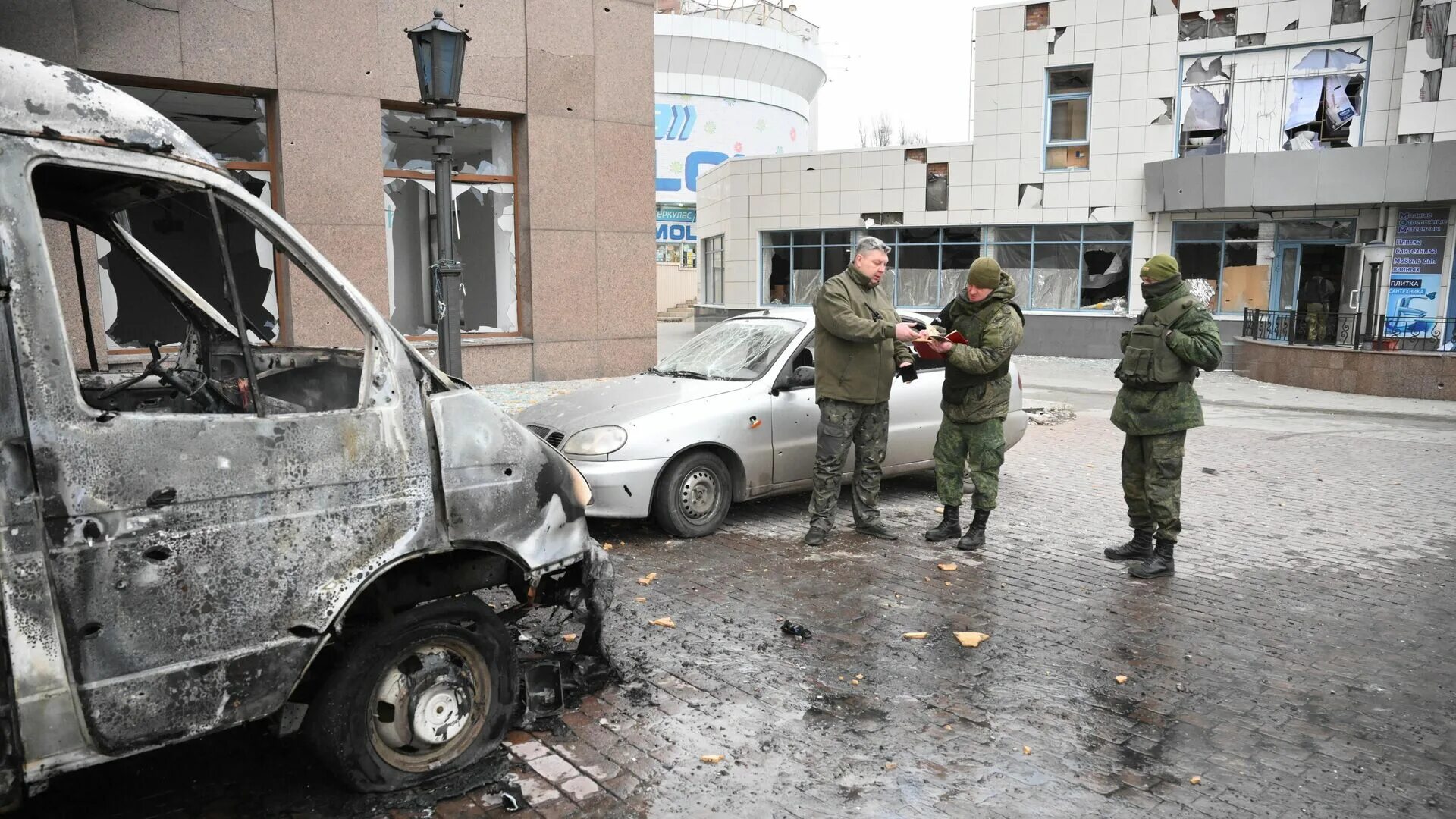 Обстрел областей со стороны украины сегодня. Украинские войска обстреляли Киевский район Донецка. Спецоперация на Украине.